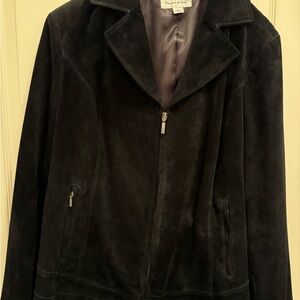 Women’s black suede jacket